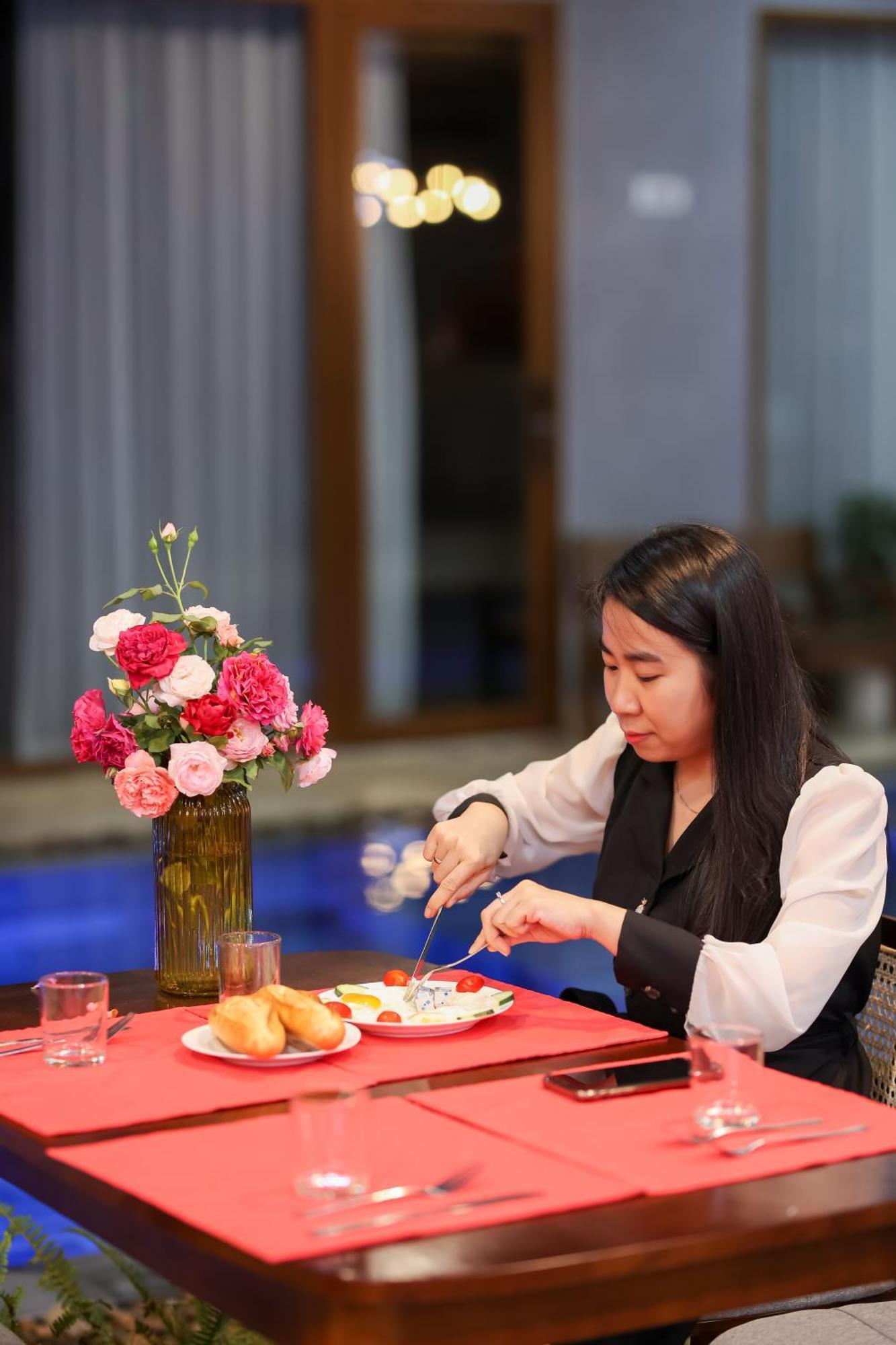 Moon Sun Boutique Villa Hotel เว้ ภายนอก รูปภาพ