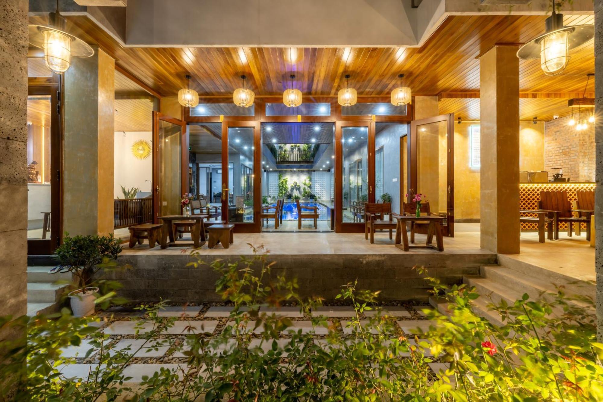 Moon Sun Boutique Villa Hotel เว้ ภายนอก รูปภาพ